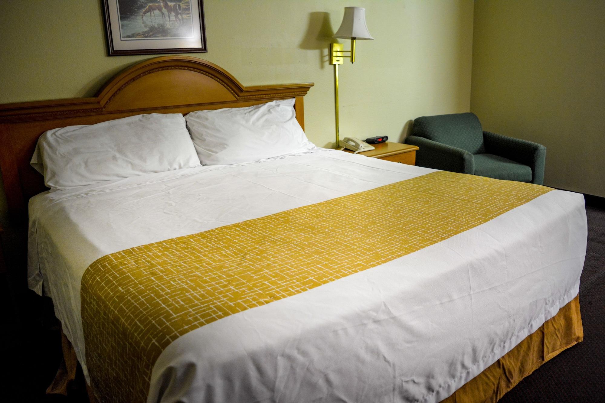 Travelodge By Wyndham St. Louis Berkeley Bagian luar foto